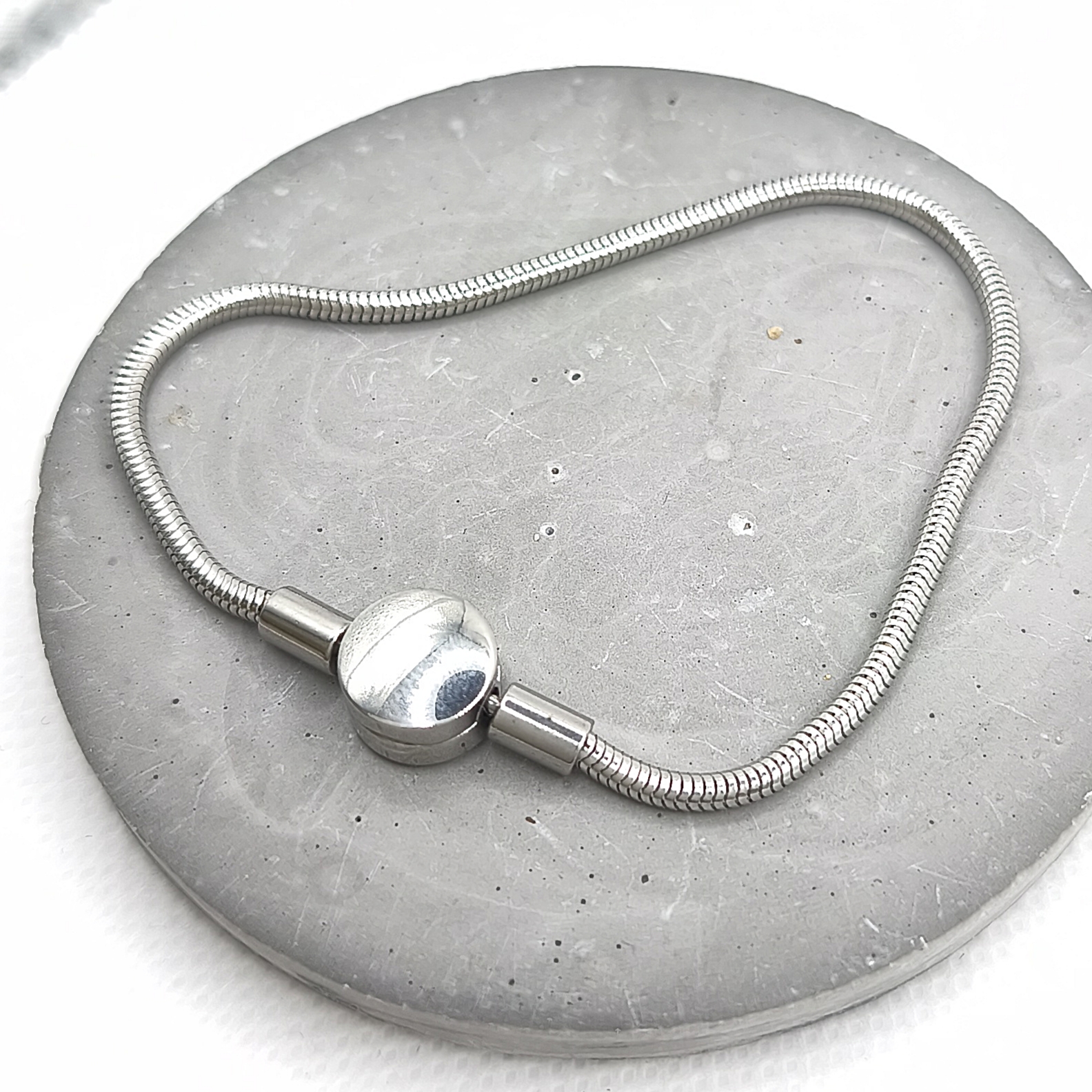 IMG_20260115_181810 Βραχιόλι ατσάλι 3mm με ασφάλεια για charms 18 εκατοστά - Image 1